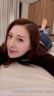 表面斯文的D奶大学老师，风韵少妇私下真淫荡，网恋大尺度视频裸聊1080P高清，附加生活照及发骚自拍100P